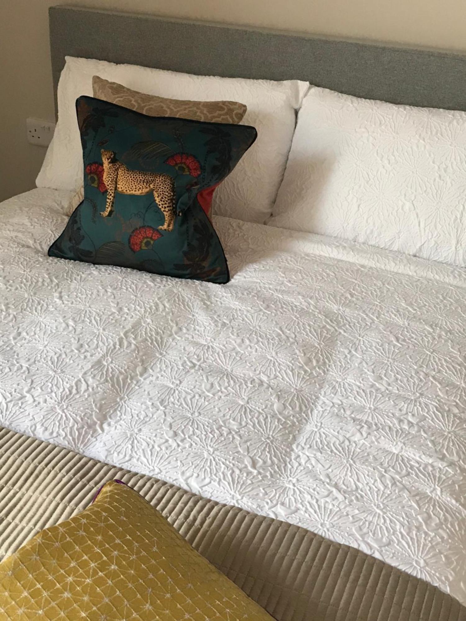 Apartment On The Avenue 4 *