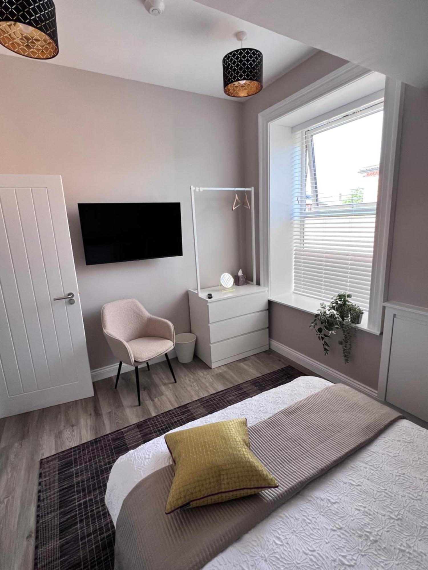 Apartment On The Avenue 4 *